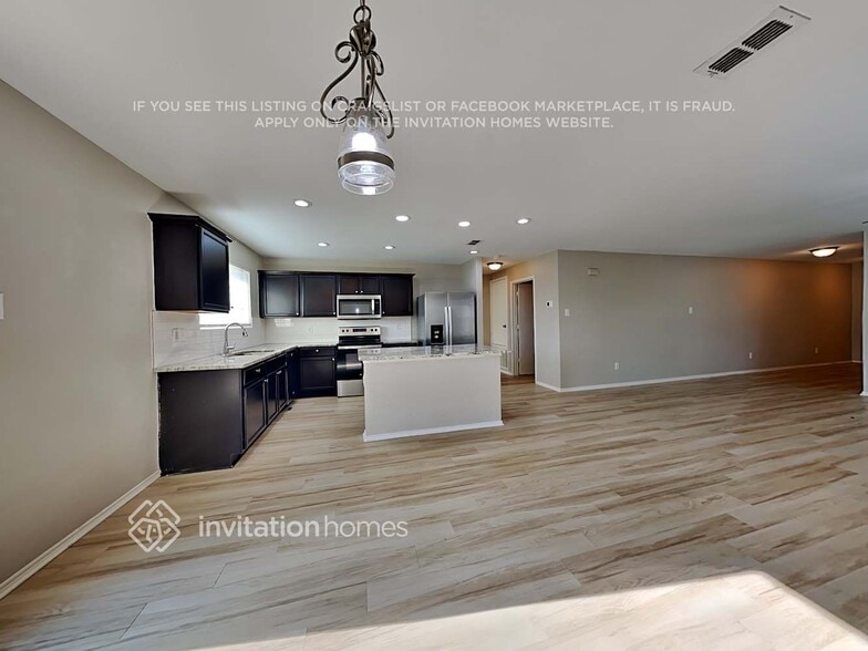 Building Photo - 149 Pinto Dr