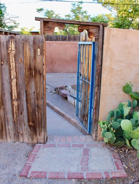 Gate to back off-street parking - 307 Stanford Dr SE