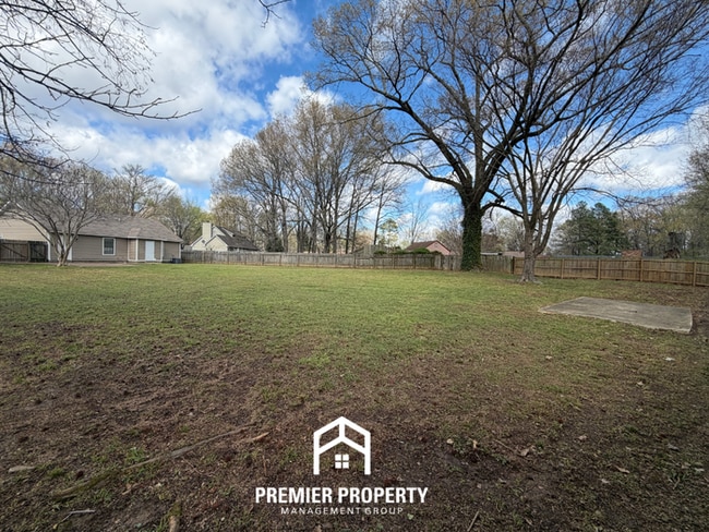 Building Photo - Move-In Ready 3BR Home in Raleigh | Hardwood Floors, Formal Dining & Fenced Yard