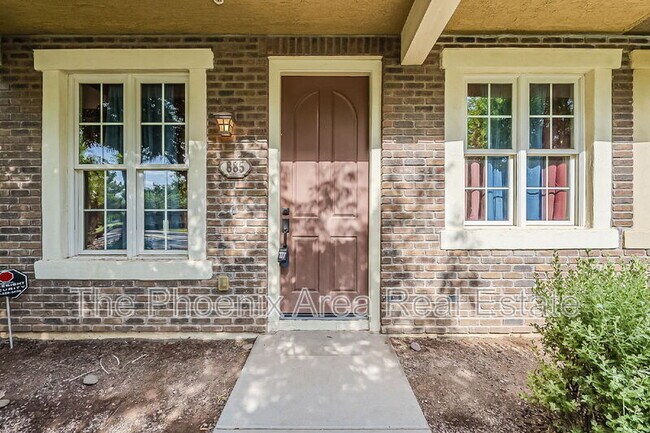 Building Photo - 885 S Osborn Ln