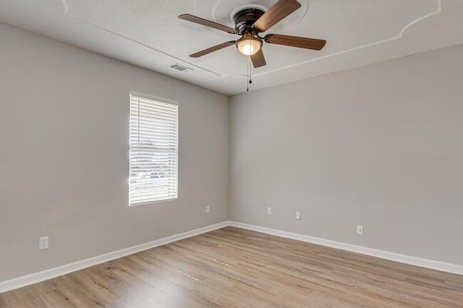Building Photo - 3390 Monte Carlo Dr