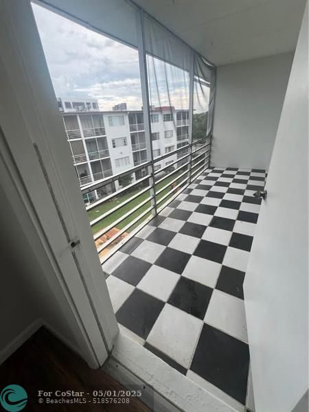 Building Photo - 4500 N Flagler Dr
