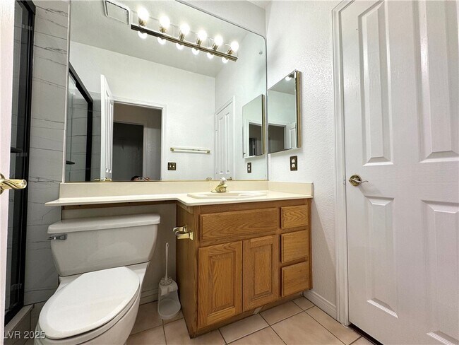 Building Photo - 7913 Waterfalls Ave