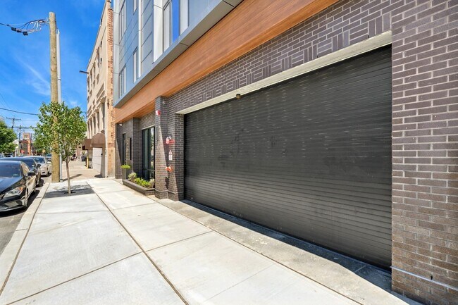 Building Photo - 6810 Polk St