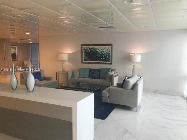 Building Photo - 3850 Galt Ocean Dr