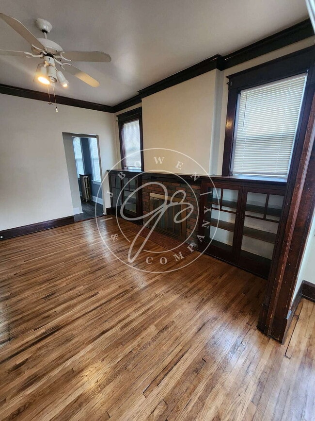 Building Photo - Cozy Studio in South Toledo-One fee includes all!