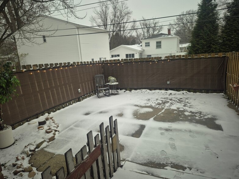 Building Photo - 4147 New Rd