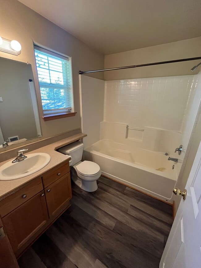 Building Photo - Nicely Update Home in Great Location with Hot Tub Care Included