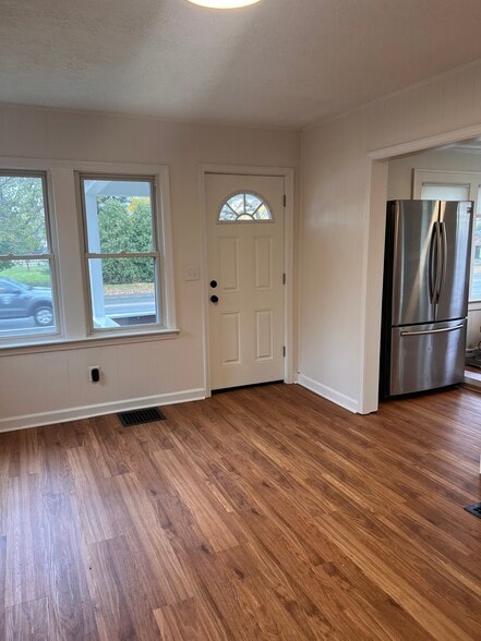 Building Photo - 905 Klem Rd