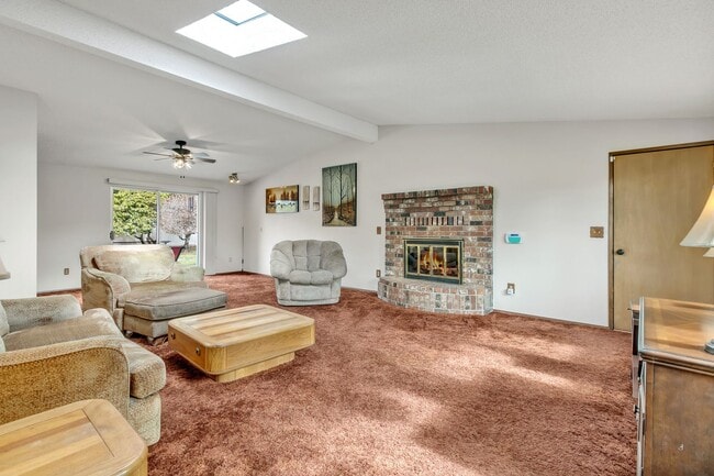 Building Photo - Looking for a Dream Garage attached to a Rambler?