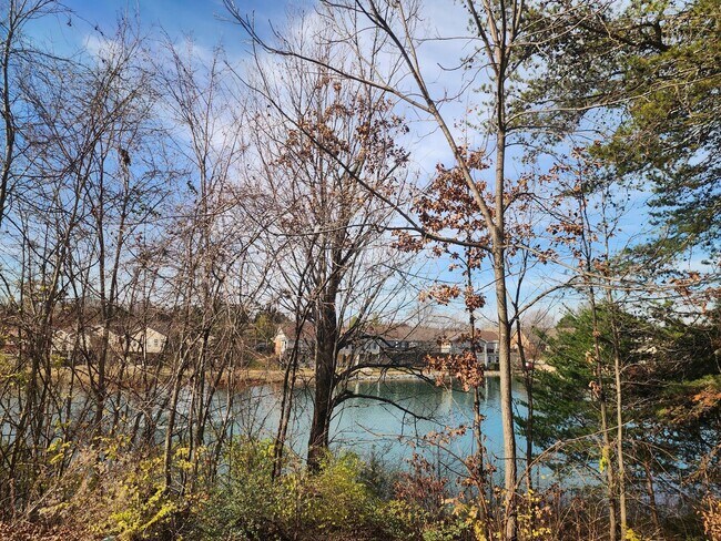 Building Photo - Maryville 37801- 3 bed 2.5 bath condo - call Tom Parry 865-607-3649