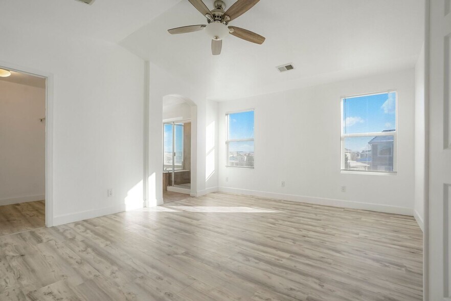 Building Photo - 11886 Trail Ct