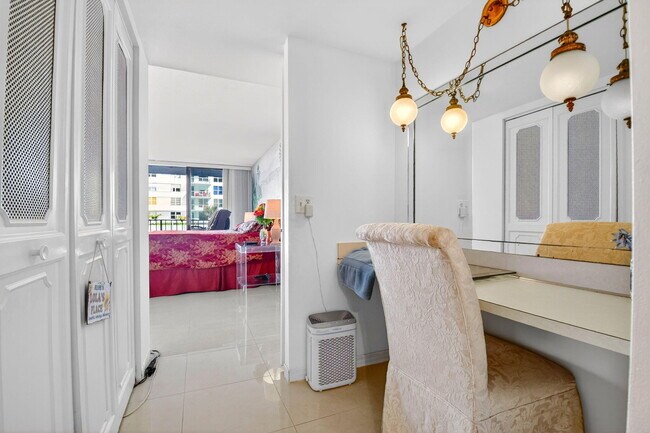 Building Photo - 3456 S Ocean Blvd