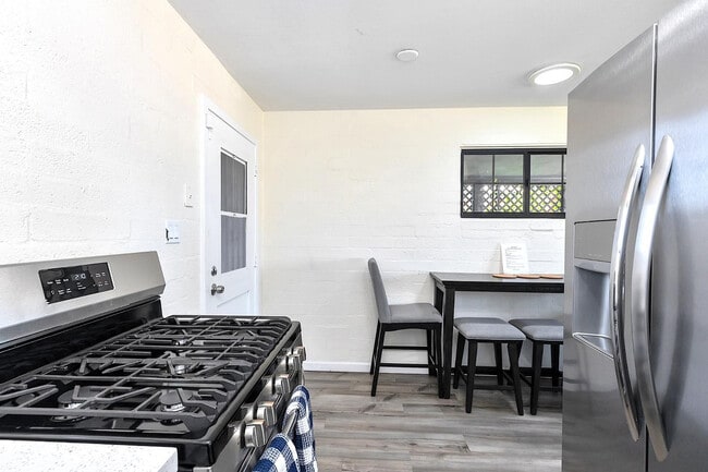 Building Photo - 4417 N 21st St