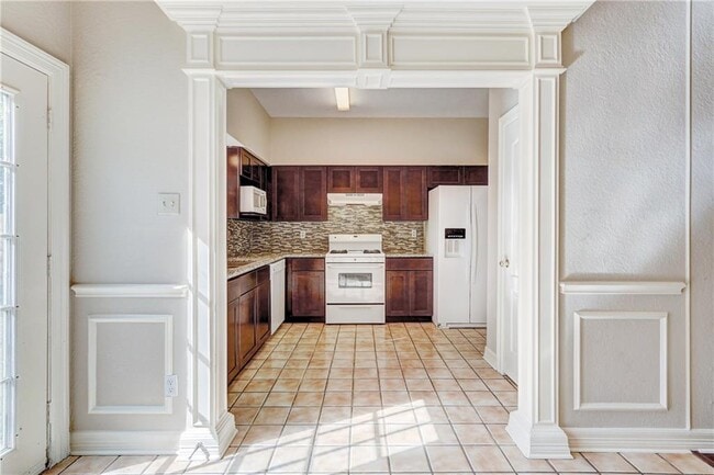 Building Photo - 16407 Framingham Cir