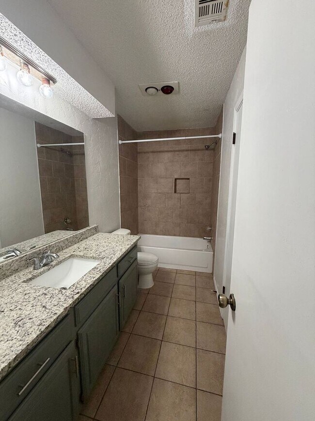 Building Photo - Completely Remodeled 2 Story Duplex - Putnam City Schools - Must See