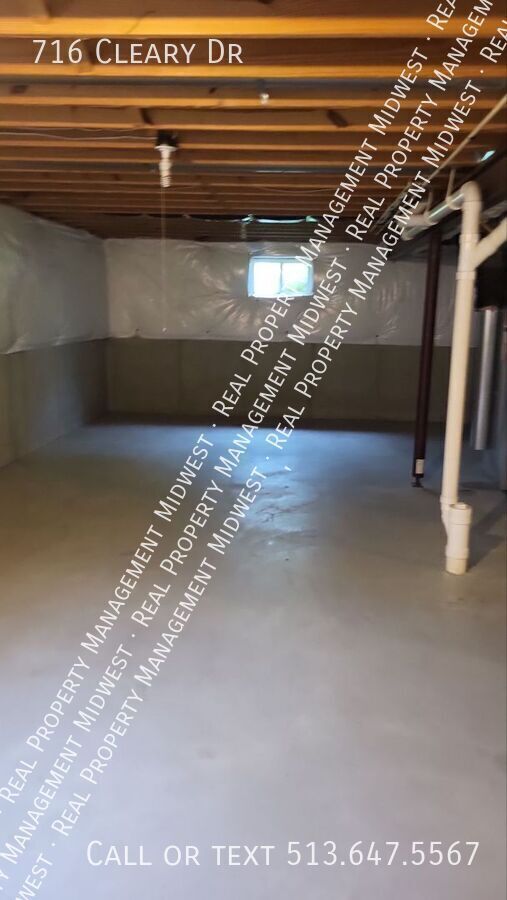 Building Photo - 716 Cleary Dr