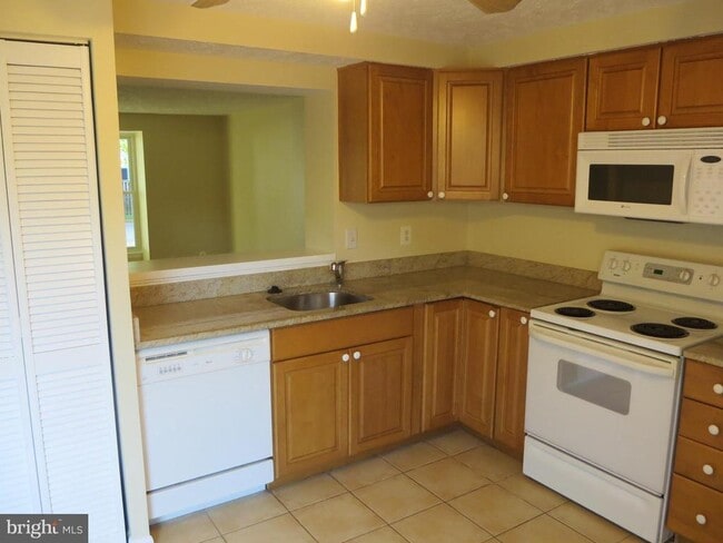 Building Photo - 9038 St Steven Ct