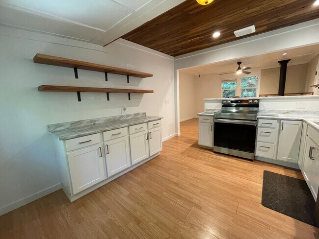 Building Photo - 5445 Cazadero Hwy