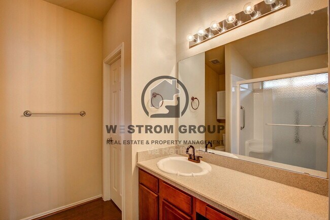 Building Photo - 8821 Highland Orchard Dr