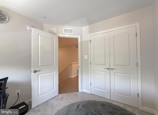 Building Photo - 23332 Sugar Pine Ln