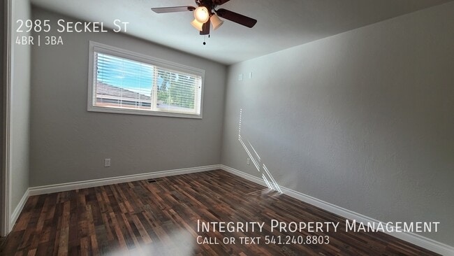 Building Photo - 2985 Seckel St