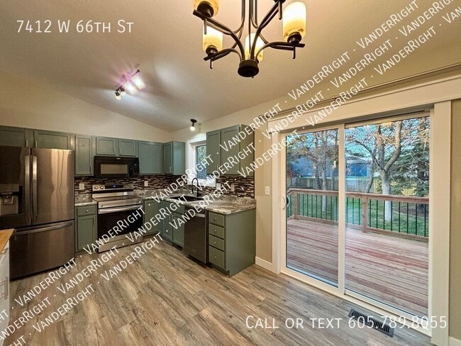 Building Photo - 7412 W 66th St