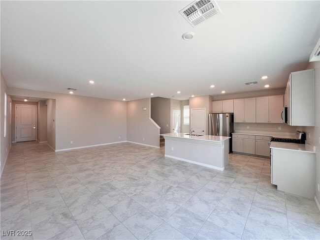 Building Photo - 7621 Mojave Wind Ave