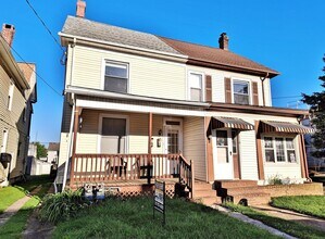 Building Photo - 118 S Franklin St