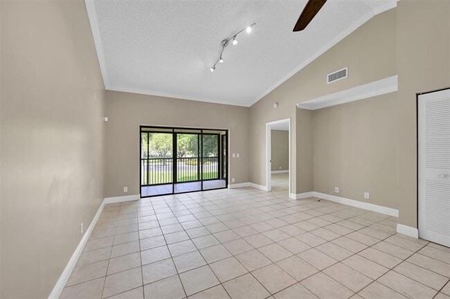 Building Photo - 1410 Congressional Way