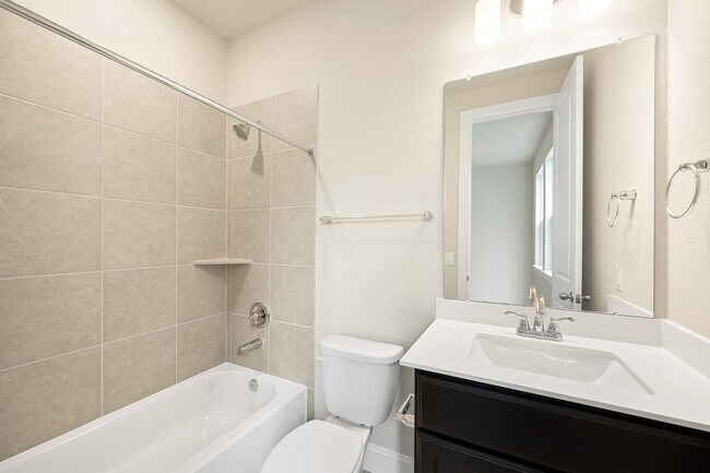 Building Photo - 721 Ocean Palms Dr