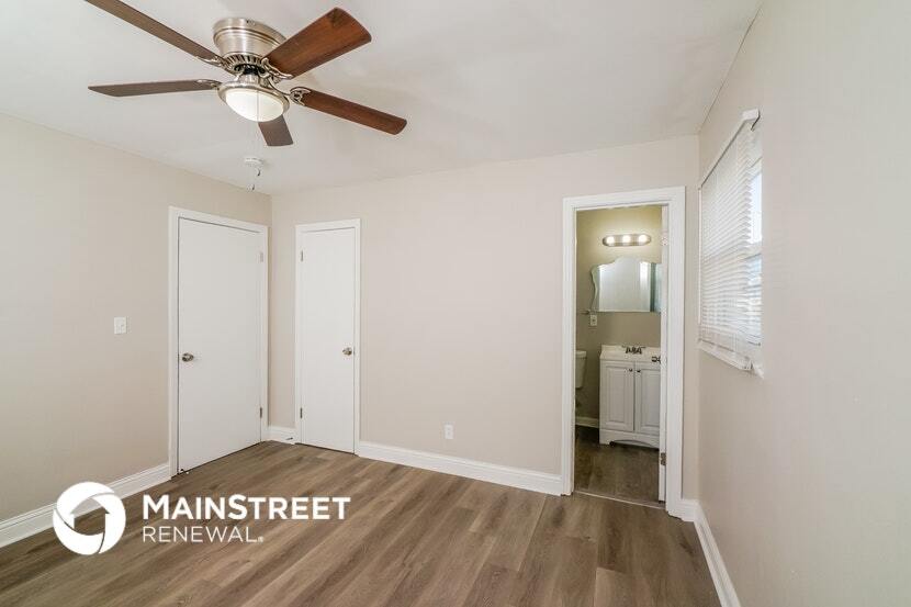 Building Photo - 9708 El Prado St