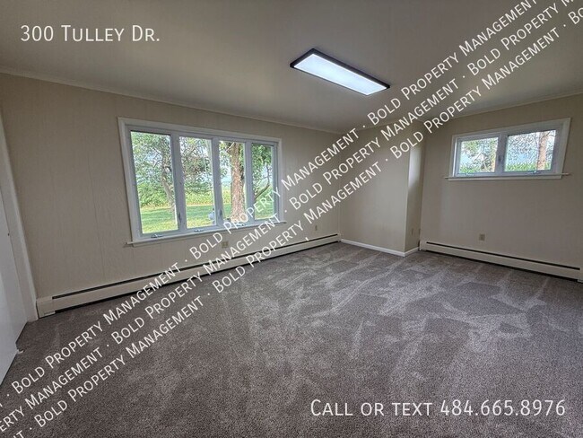 Building Photo - 300 Tulley Dr