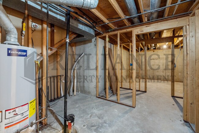 Building Photo - 10919 W Nantucket St