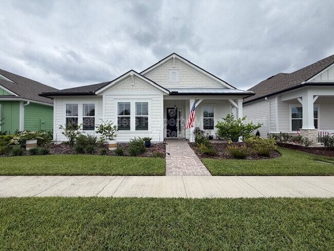Primary Photo - 78 Blue Hampton Dr