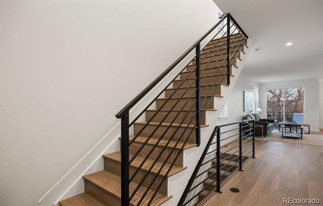 Building Photo - 4660 W 9th Ave