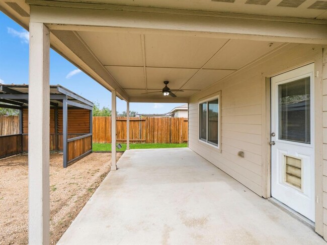 Building Photo - 229 J E Brown Ln