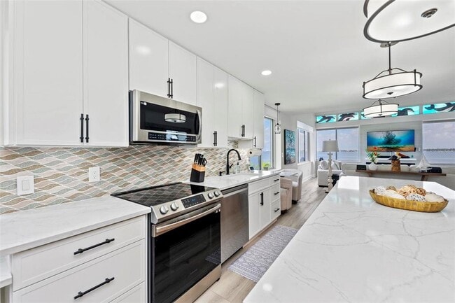 Building Photo - 5153 Isla Key Blvd S