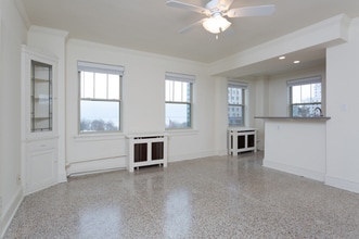 Building Photo - 921 N Marshall St