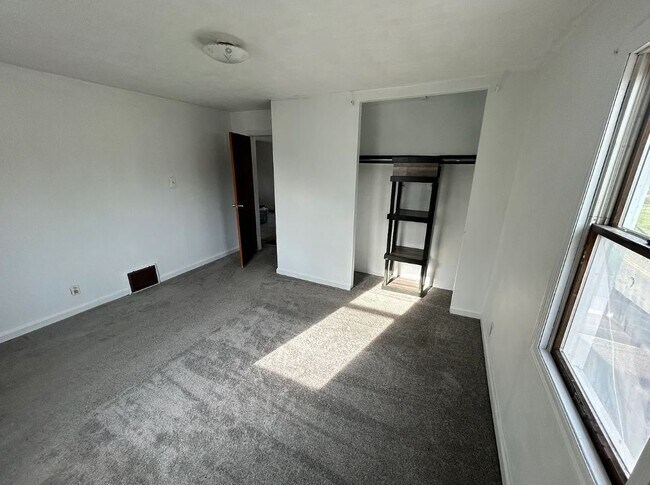 Building Photo - 759 Bower Hill Rd