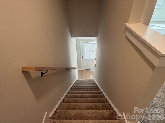 Building Photo - 1211 Tower Dr