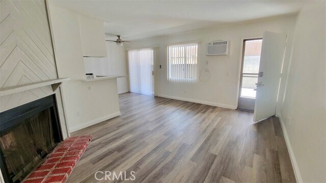 Building Photo - 14817 Sylvan St