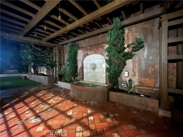 Building Photo - 1316 Beverly Grove Pl