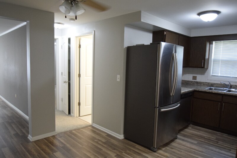 Building Photo - 1469 Ashland Ave