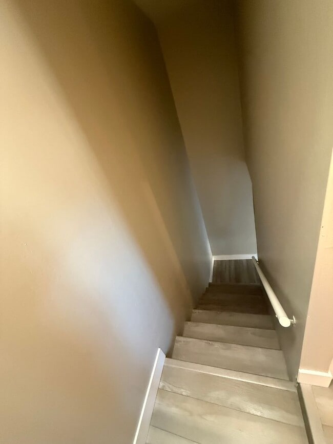 Building Photo - 79 Avram Ave