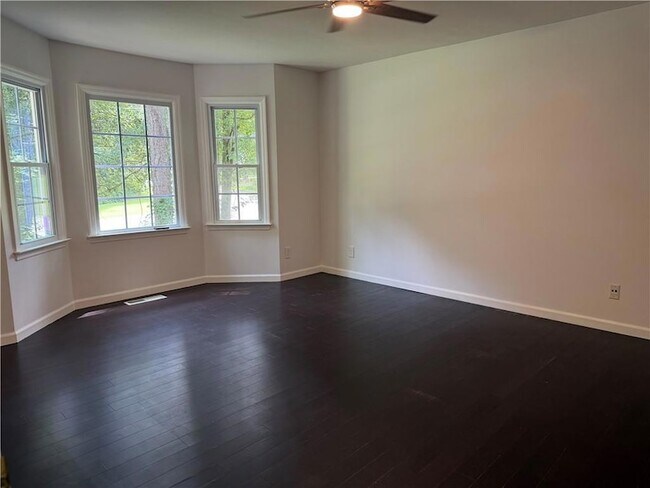 Building Photo - 3019 Chelsea Ln