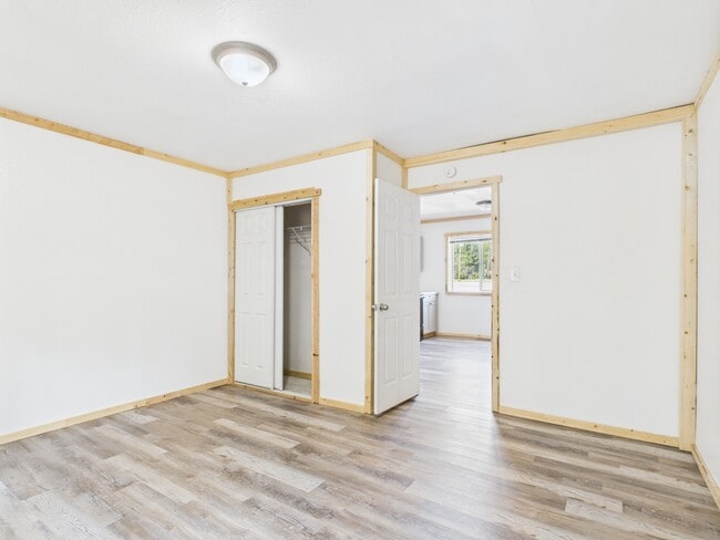 Building Photo - 2881 Elvira Ave