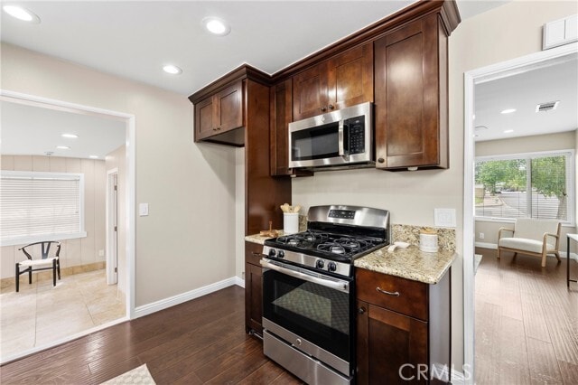 Building Photo - 232 Olive Pl