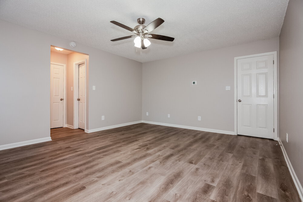 Building Photo - 1614 Royal Tree Ct