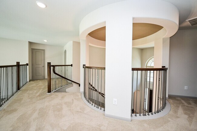Building Photo - 25235 Birchwood Springs Ave